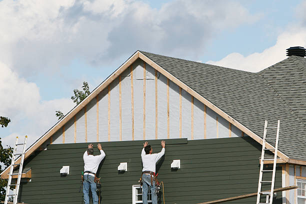 Professional Siding Contractor technician working in Jefferson, NC